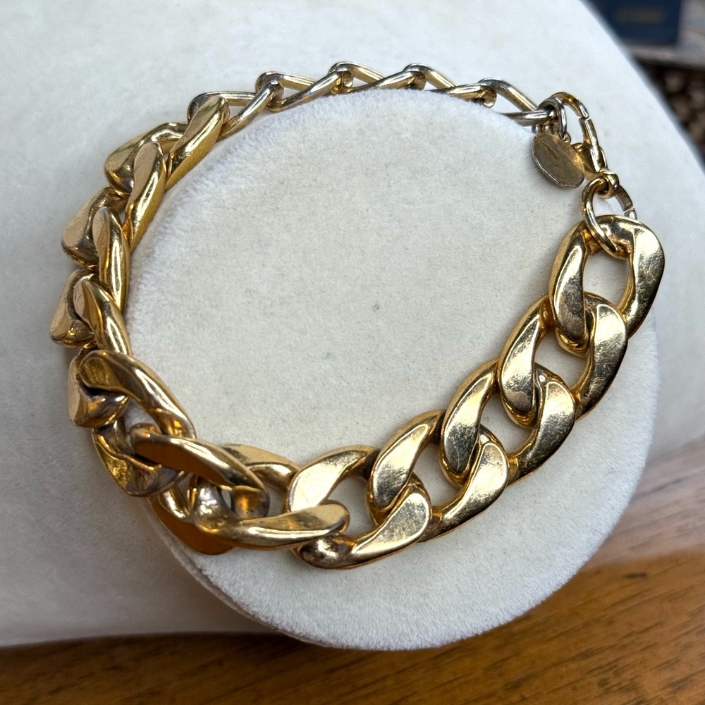 Skinny by Jessica Elliot Gold Tone Chain Bracelet – Chunky Link Modern Style